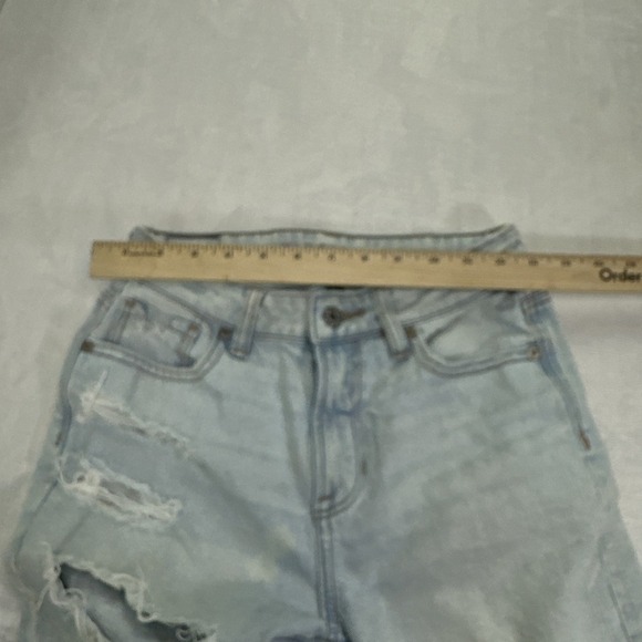 American Eagle Light Wash High Rise Skinny Strigid Mom Jeans sz 0 Distressed Rip - Picture 11 of 12